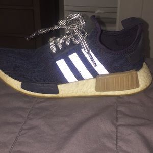 navy nmd r1